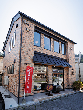 ���J�z�e���x�[�J���[�@���������w�O�X